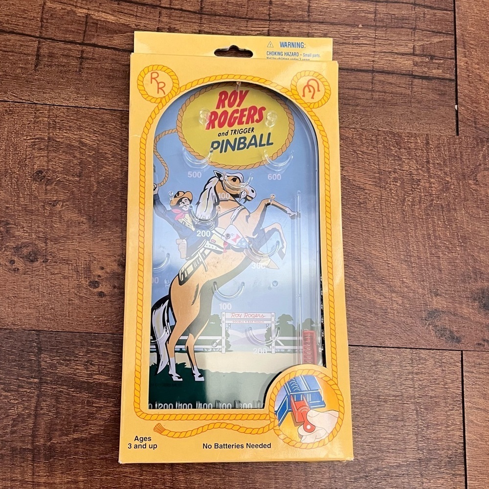 New in package Roy rogers and trigger handheld pinball game Schylling brand